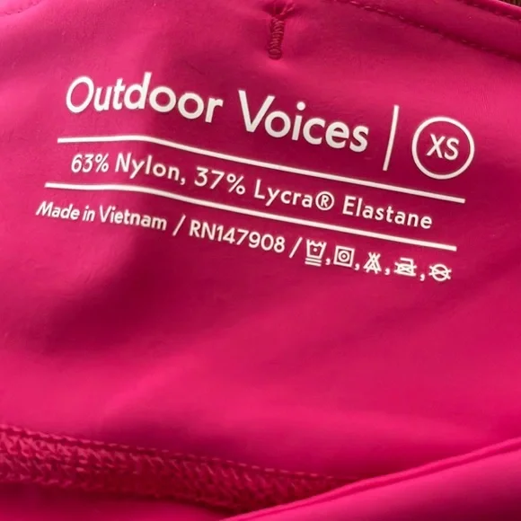 Outdoor Voices Zoom 1/2 Leggings Size XS Winecup Pink